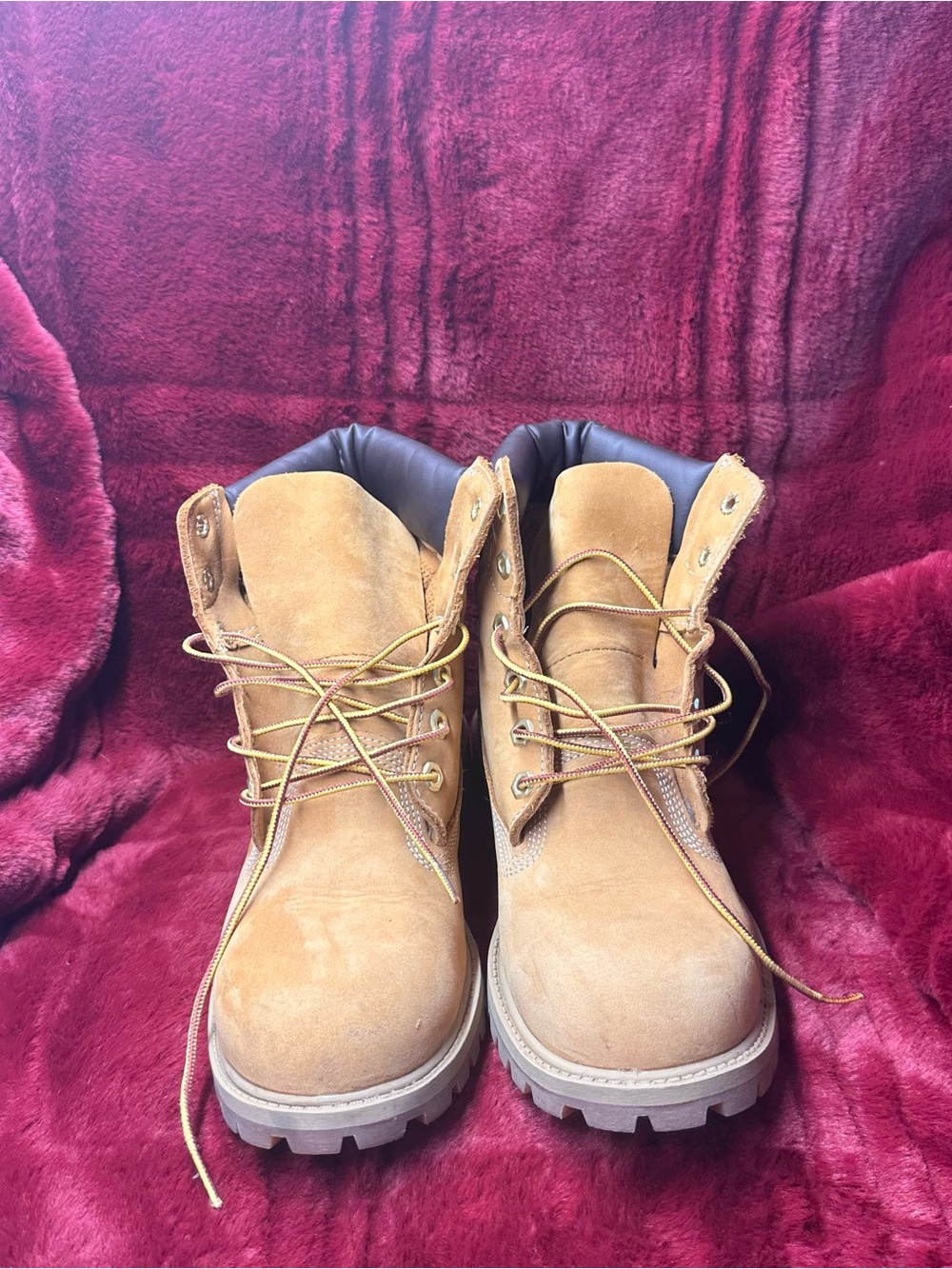 Timberland Premium 6-Inch Waterproof Boots Wheat Suede Women’s 8.5 / Junior 7